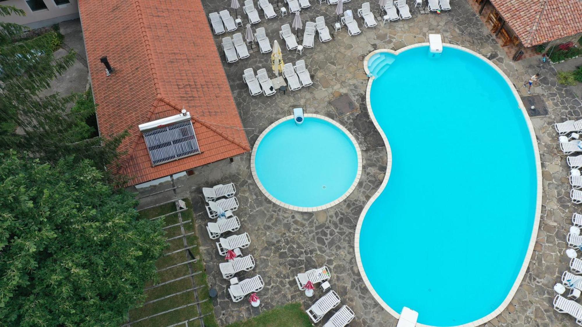 Vidima Apartment Hotel Aprilci Kültér fotó