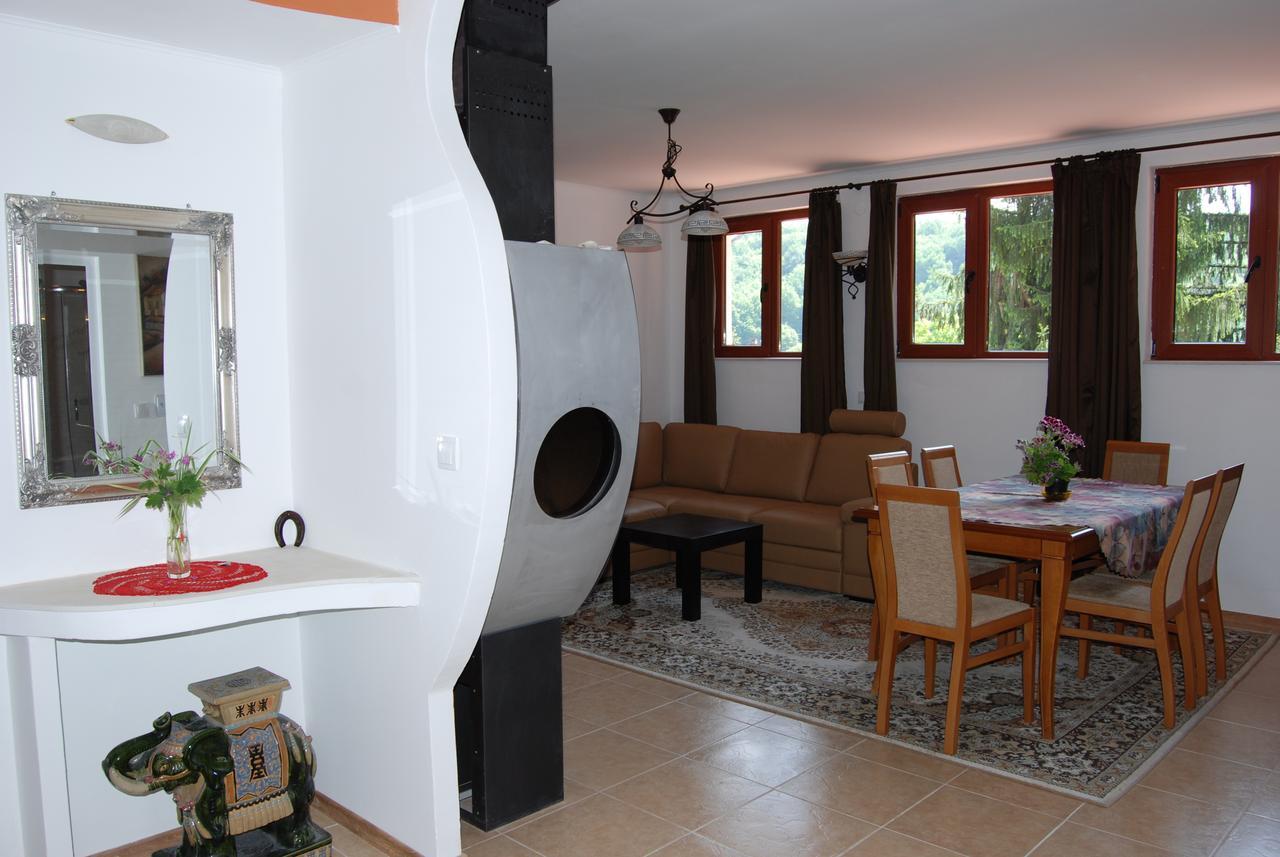 Vidima Apartment Hotel Aprilci Kültér fotó