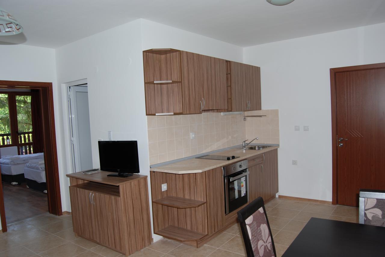 Vidima Apartment Hotel Aprilci Kültér fotó