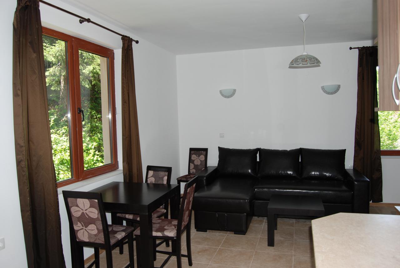 Vidima Apartment Hotel Aprilci Kültér fotó