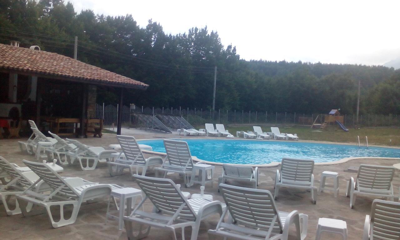 Vidima Apartment Hotel Aprilci Kültér fotó