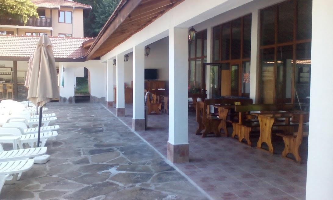 Vidima Apartment Hotel Aprilci Kültér fotó